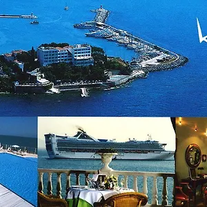 4* Hotel Kismet